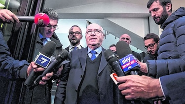 Destituyen al técnico Ventura