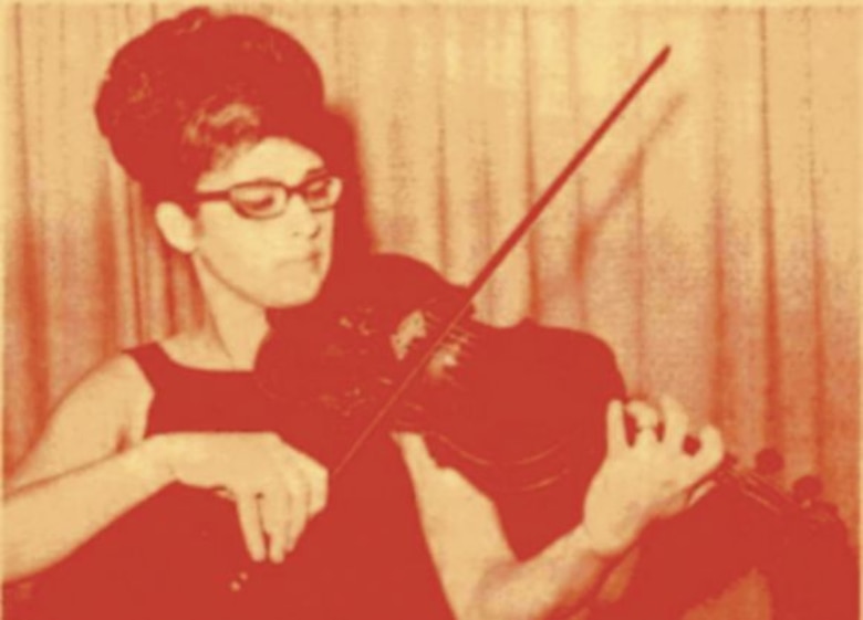 Carmen Cedeño, la primera dama del violín