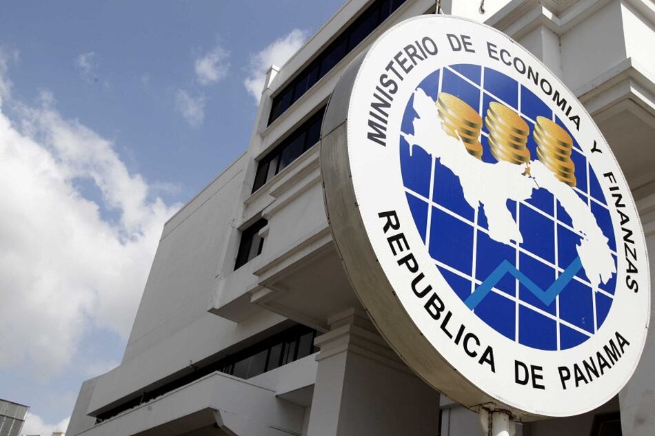 Panamá coloca $2,450 millones en el mercado de deuda internacional