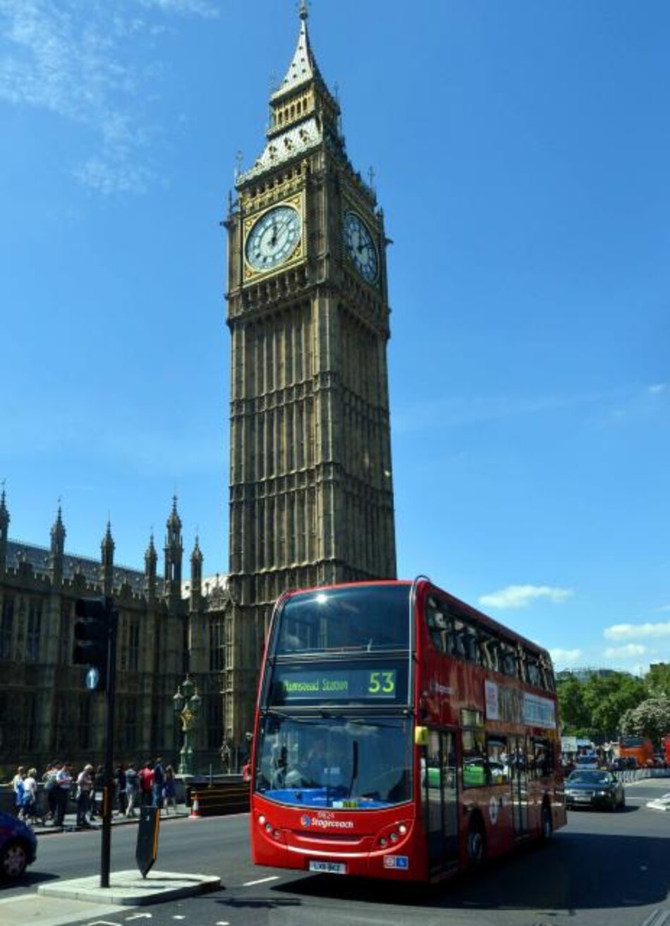 El Big Ben hace sonar sus campanadas durante tres minutos