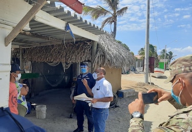 Minsa inspecciona locales en la Calzada de Amador; aplican sanciones en el área de playas en Panamá Oeste