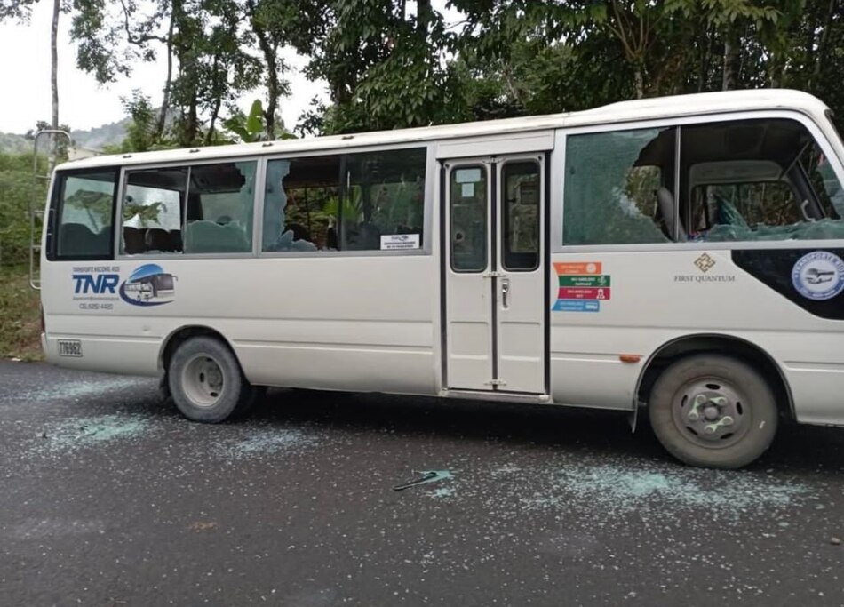 Investigan agresión a conductor y destrucción de bus que brinda servicio a Minera Panamá