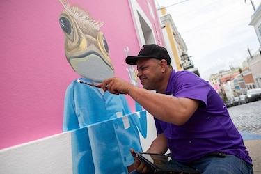 Bad Bunny en el Super Bowl: cómo un empacador de un humilde pueblo de Puerto Rico llegó a ser un fenómeno global