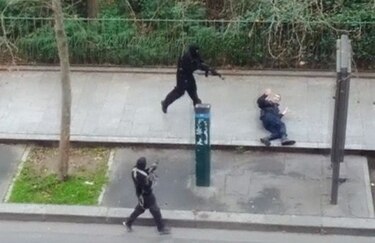 Atentado terrorista en revista francesa 'Charlie Hebdo' deja 12 muertos, entre ellos cuatro caricaturistas
