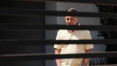 Bolsonaro abandona temporalmente su sitio de reclusión para una cirugía en Navidad