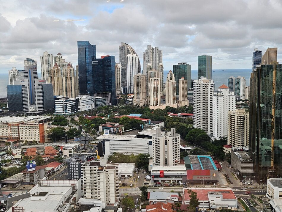 Comercio, agricultura y sector público impulsaron crecimiento de 4.5% de los créditos bancarios en mayo