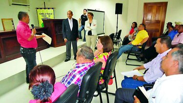 Representantes no quieren manejar fondos del FECE