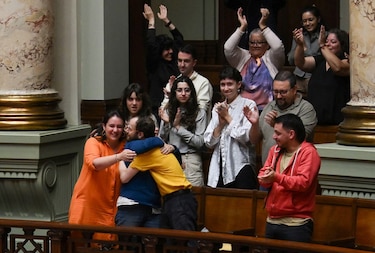 ‘Si pudiese sostener un cuchillo, no les pediría nada’: el caso de Pablo Salgueiro, el hombre con ELA que se convirtió en símbolo de la ley de eutanasia aprobada en Uruguay