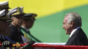 El escándalo de la corrupción en Brasil se convierte en un combate de 'vale tudo'