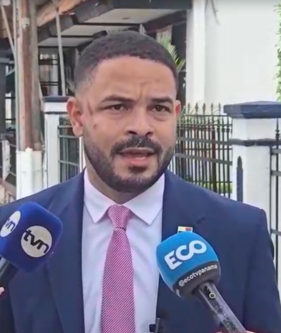 Diputado Betserai Richards acude al Ministerio Público tras golpiza de Jairo ‘Bolota’ Salazar