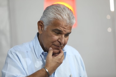 Presidente prepara viaje a Grecia por una semana