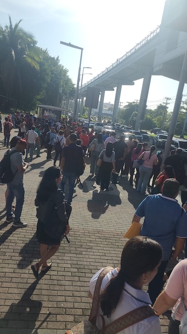 Metro de Panamá reanuda operaciones en las líneas 1 y 2 tras sismo de magnitud 7.4