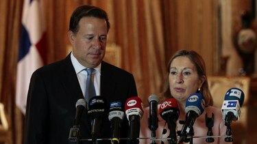 Ministra de Fomento de España se reúne con el presidente de la República y empresarios panameños