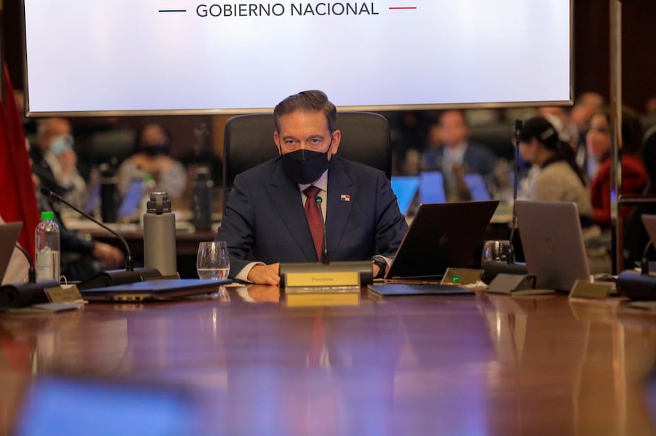 Gabinete autoriza compras directas hasta por $25 millones por desastres ambientales