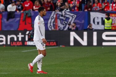 El Sadar deja en el aire el liderato del Real Madrid