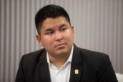Diputado Neftalí Zamora renuncia a Vamos y denuncia presiones políticas