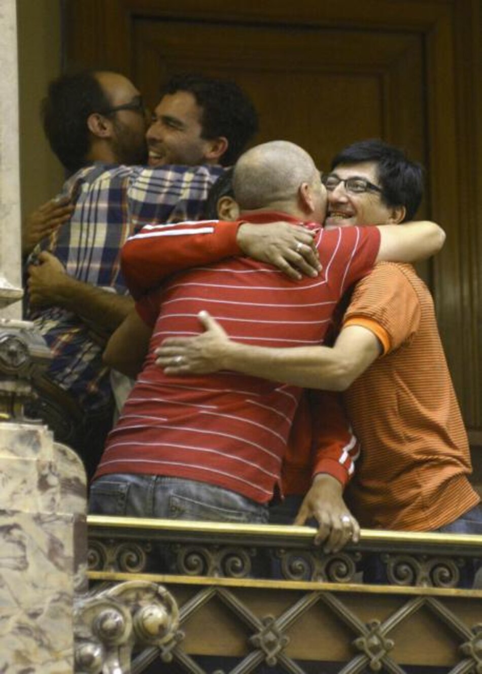 Oposición al matrimonio gay en Francia eleva el tono ante voto parlamentario