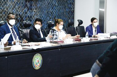 Avanza la discusión del reglamento interno legislativo