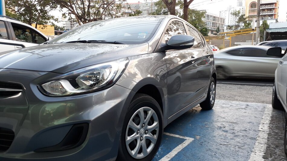 Reactivarán convenio para multar con $300 a quienes usen los estacionamientos para personas con discapacidad