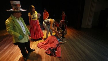 Hoy termina el montaje de 'La cucarachita Mandinga'