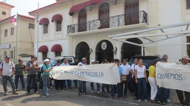 Trabajadores de Petaquilla amenazan con ir a sede de la Cumbre a protestar
