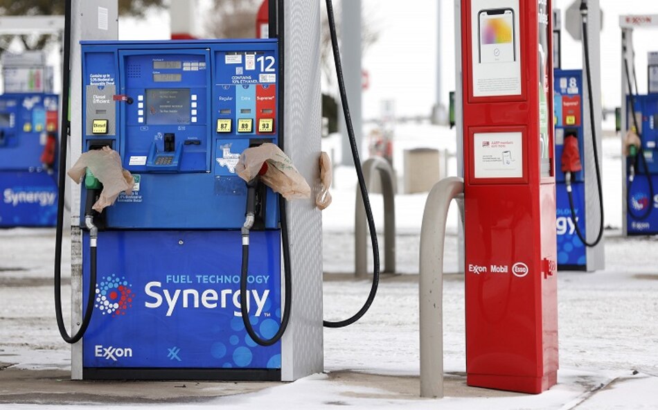 Caída mayor a la esperada de reservas de petróleo de Estados Unidos, aunque sin impacto en precios