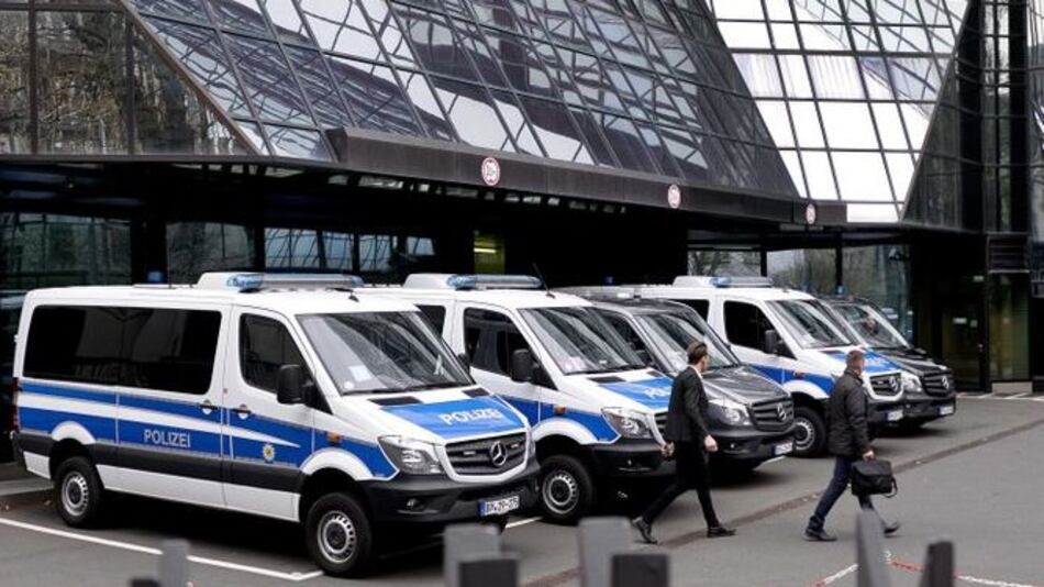 Alemania: Allanan oficinas del Deutsche Bank en Alemania por investigación de lavado de dinero