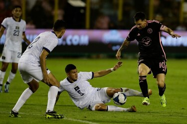 El Inter Miami se queda sin gol en El Salvador en el debut de la dupla Suárez-Messi