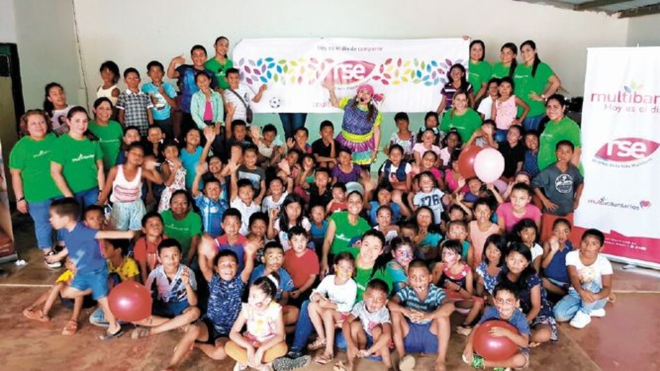 Multivoluntarios visitan el comedor ‘Un Nuevo Amanecer’