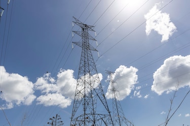 Sectores de la capital y Colón afectados por falla eléctrica; potabilizadora de Chilibre está fuera de operaciones