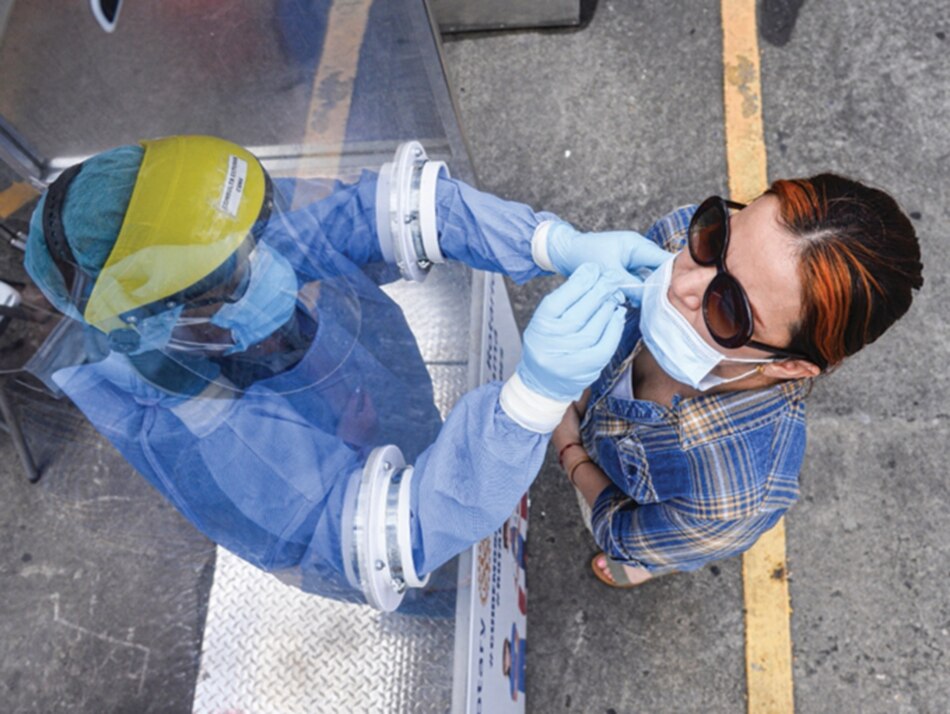 Un 77% de casos activos de la Covid-19 se concentra en cinco regiones de salud del país