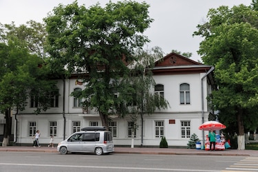 Bishkek, la moderna capital de Kirguistán que está demoliendo su imponente arquitectura soviética