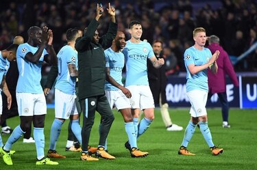 Manchester City debuta con fácil triunfo
