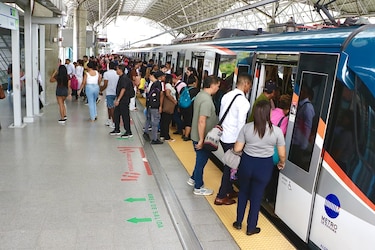 Más usuarios dejan el carro y saturan el transporte público en Panamá