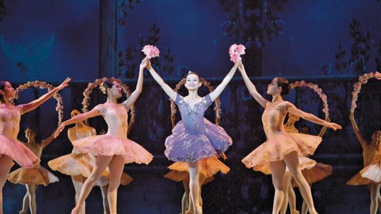 Danza tripartita se cimentará en una gala