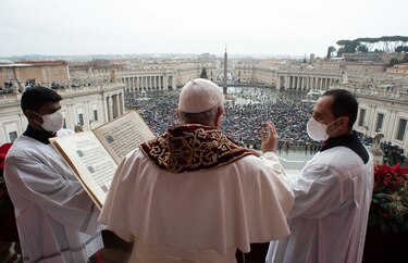 Papa Francisco llama al ‘diálogo’ en una Navidad bajo la sombra de la pandemia