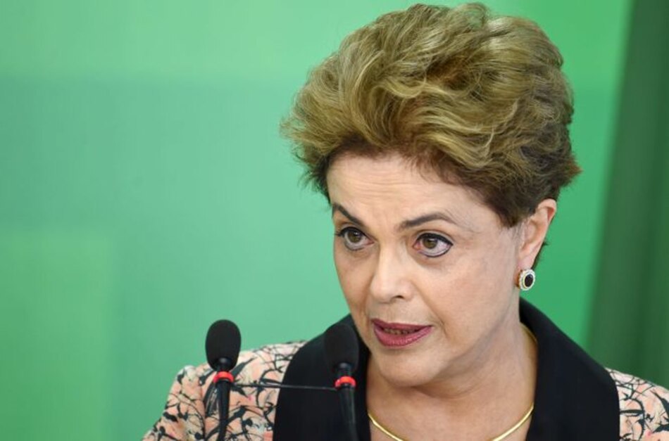 Senador que investiga a Dilma Rousseff recomienda ir a juicio