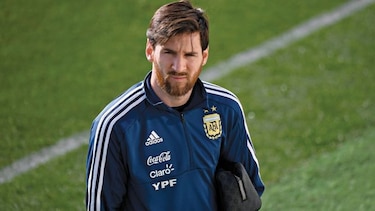 Messi dice que su generación ha estado cerca de una copa