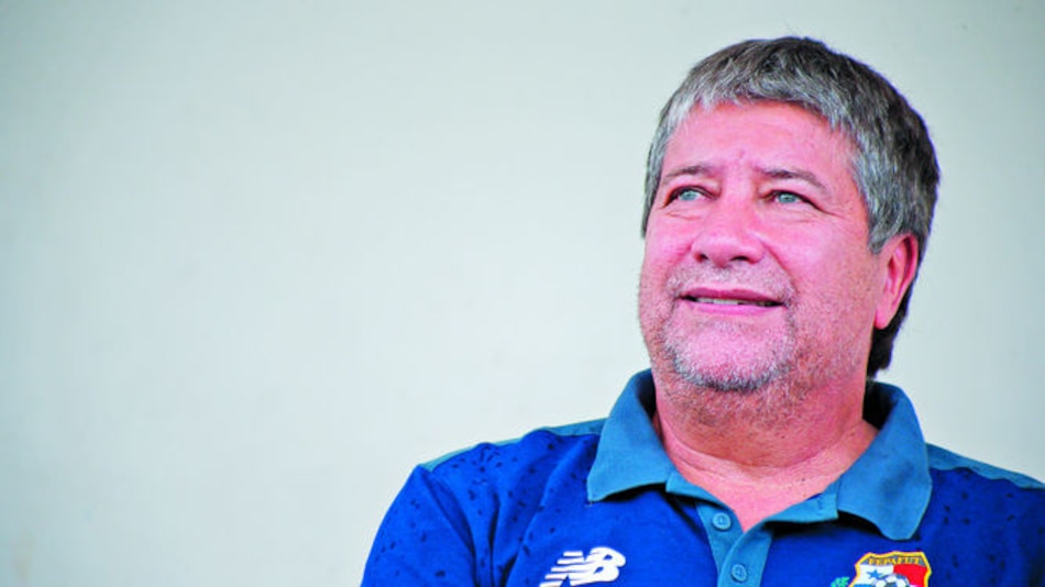 Bolillo Gómez habla de un equipo digno