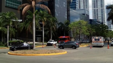 Desperfecto en transformador eléctrico provoca desalojo de edificio en Costa del Este