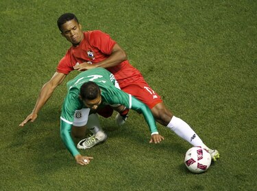 México se impone a Panamá por la mínima
