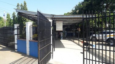 Paralizan clases en colegio de Guararé