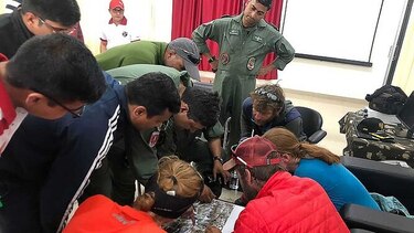 Avistan ‘cuerpos’ en búsqueda aérea de montañistas desaparecidos en India