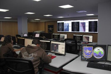Finmeccanica advierte que defenderá 'sus' intereses