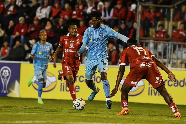 Los panameños Ismael Díaz y José Fajardo jugaron en la victoria de Universidad Católica