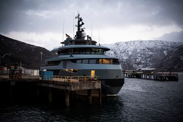 Un exagente de la KGB, un yate de lujo y un boicot en un puerto de Noruega