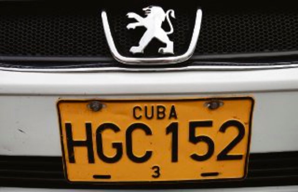 Cuba solo vende 50 autos