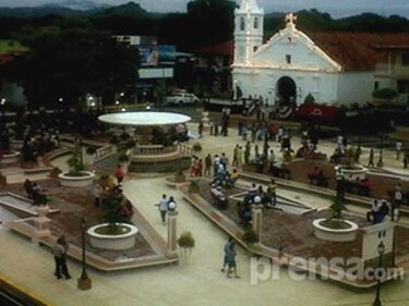 Terminan la remodelación del parque Porras