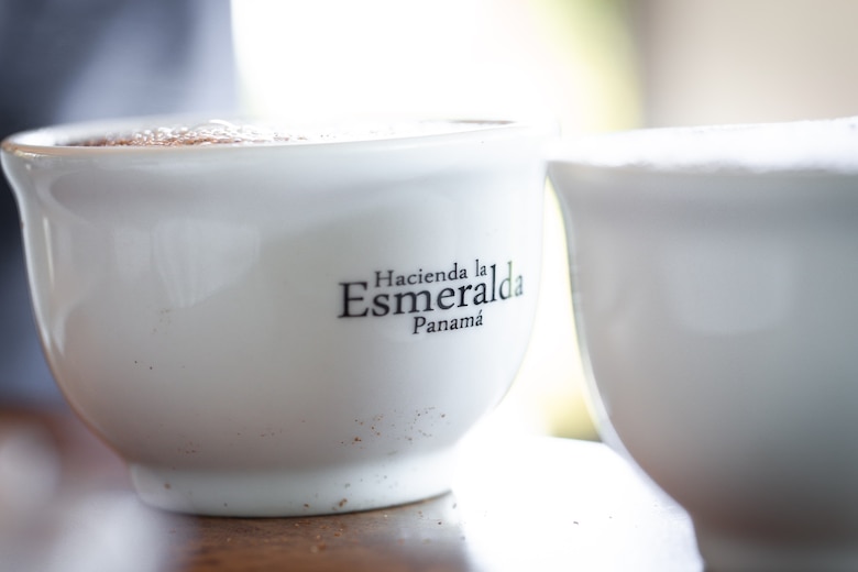 Café geisha panameño rompió récord al venderse en más de $30 mil por kilo