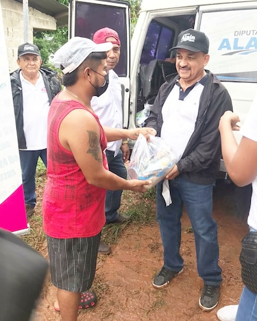 Disidentes empiezan a saltar del barco de Yanibel Ábrego; Alaín Cedeño se inscribió en RM